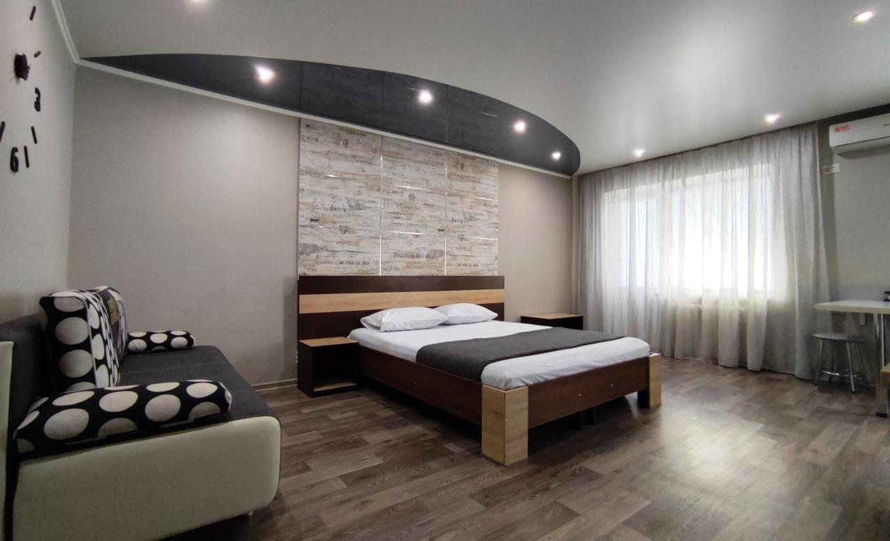 Люкс В Центре Металлургов 31 Kr Apartments Кривой Рог Екстериор снимка